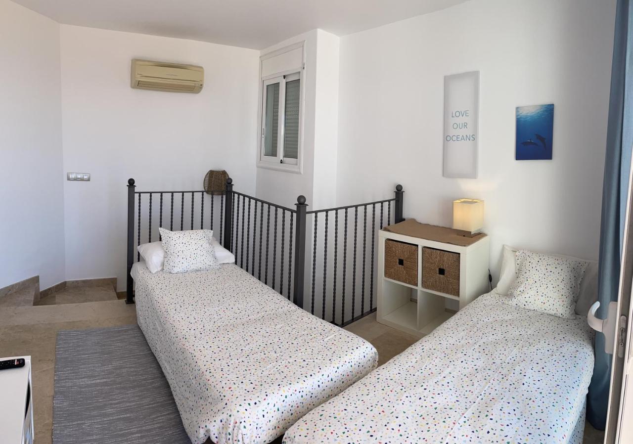 Amazing Duplex With Large Terrace And Sea Views Appartement Puerto de Santiago  Buitenkant foto