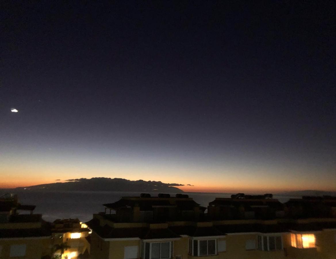 Amazing Duplex With Large Terrace And Sea Views Appartement Puerto de Santiago  Buitenkant foto