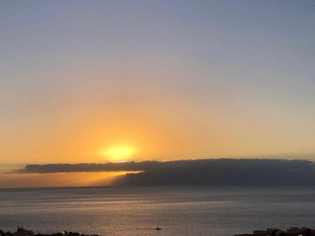 Amazing Duplex With Large Terrace And Sea Views Appartement Puerto de Santiago  Buitenkant foto