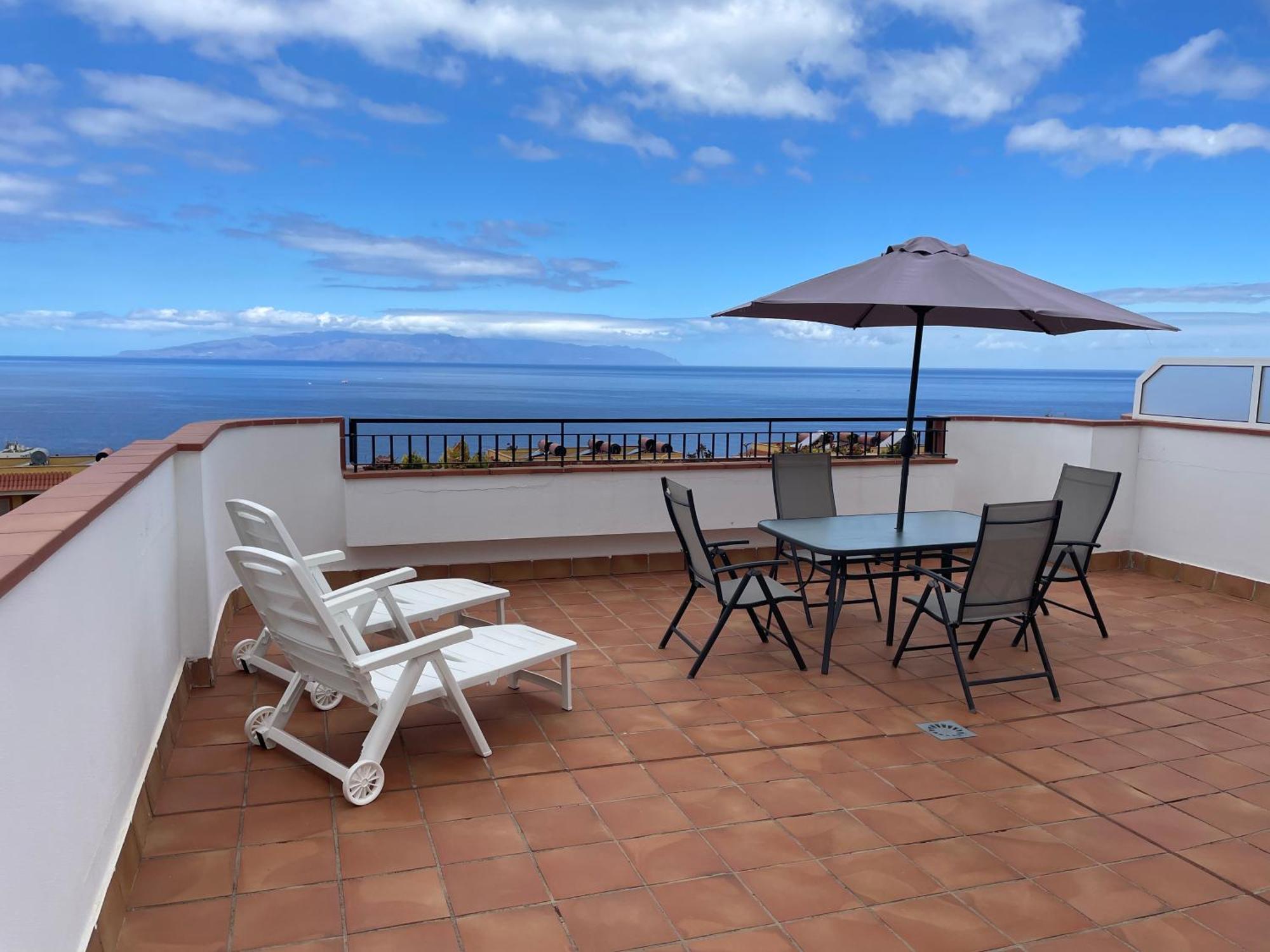 Amazing Duplex With Large Terrace And Sea Views Appartement Puerto de Santiago  Buitenkant foto